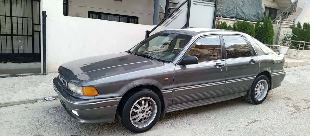 کلاندبوفروشتن ئارم بلاسیک مودیل 1992مە کینە 63 کیر عادی ئاوینە کارەباوهیتە ر جام کارە با سلایت  سعری24گە لا ***********
*********** Honolulu, HI
