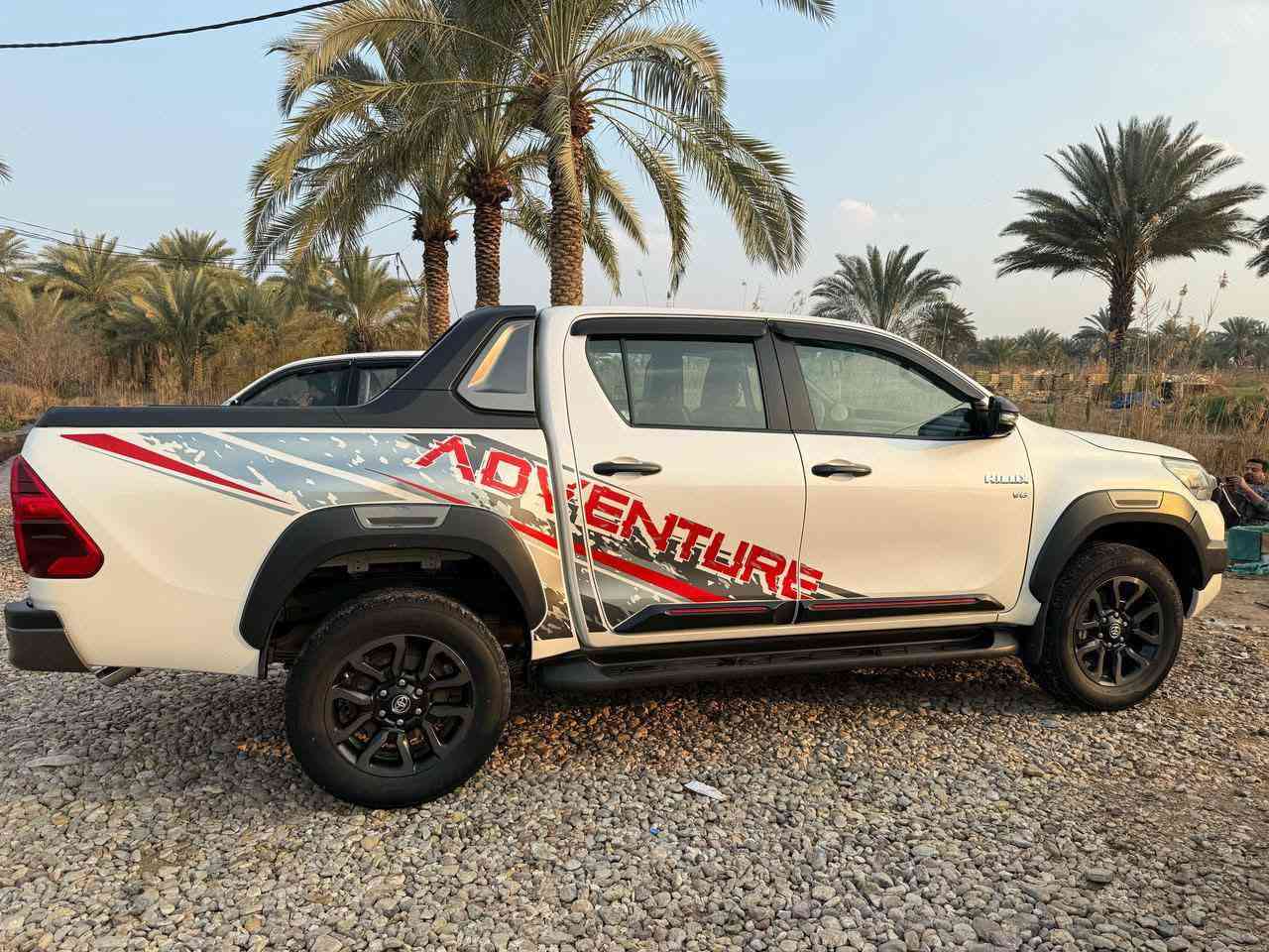 للبيع فقط تيوتا هايلوكي ادفنجر موديل 2022 فول مواصفات تحويل او وكالة 
ماشي 170 ألف كيلو 
السعر المطلوب 36,000 وبيه مجال 
للتواصل/ ***********
