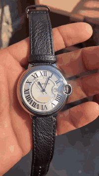 ساعه كارتير قطر كبير للبيع بغداد ***********
