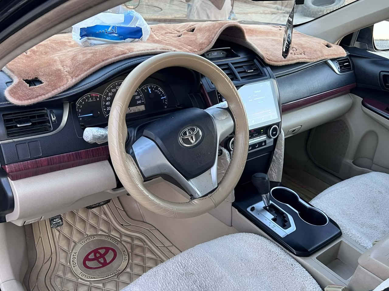 كامري ٢٠١٥ خليجي كلين
كفاله عامه من كلشي ماشيه ١٩٣
رقم سليمانيه سويه ل٢٧ 
السعر ١٥٥ 

مكاني ديالي

*********** بيه واتس
