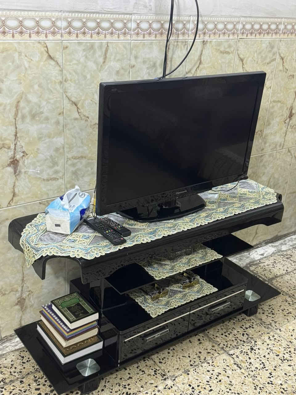 تخم تركي اصلي السعر٥٠٠ وبي مجال للطيبين مع ميز وبلازمه السعر ١٥٠ مكاني بغداد العبيدي الرقم***********
