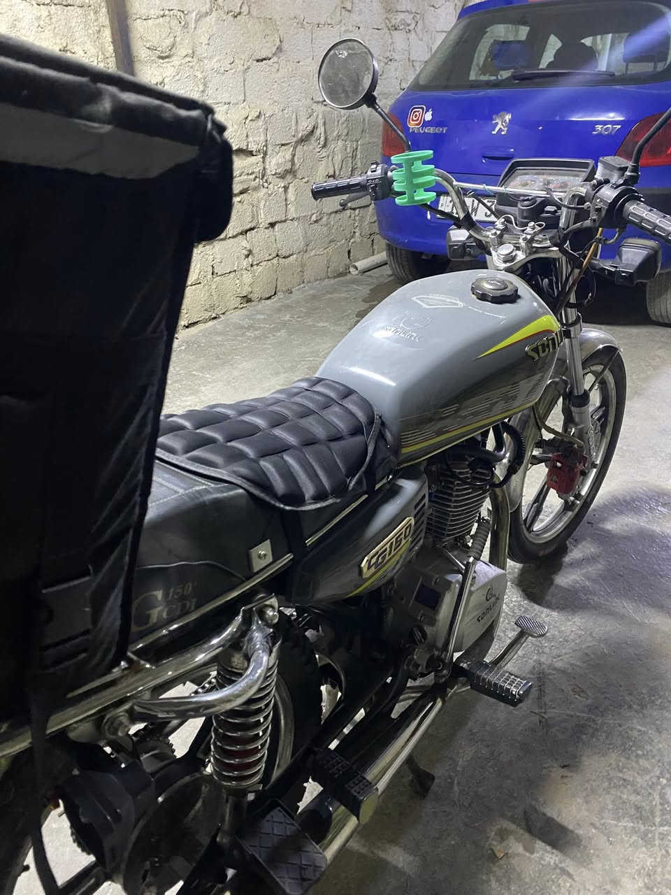 للبيع
***********
