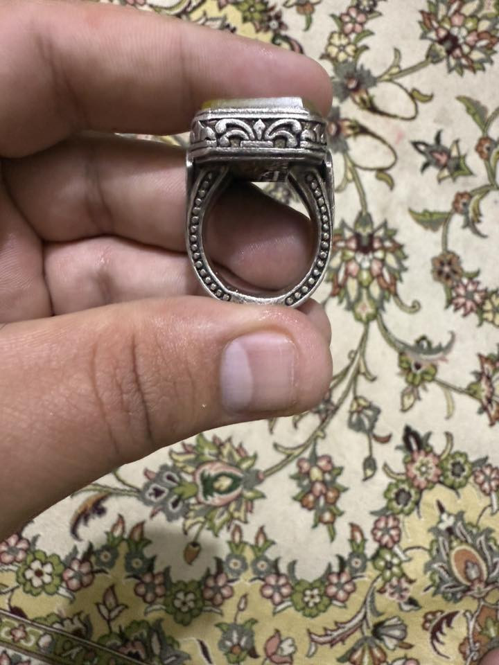 شرف الشمس للبيع سعره 100 
اوبال سعره 50


**إذا كنت صاحب هذا الإعلان وتريد حذفه لأي سبب، رجاءا أرسل رسالة إلى الدعم الفني**