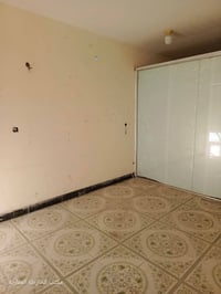 شقة تجارية • الكرامه سنتر • مناسب مكتب صالون