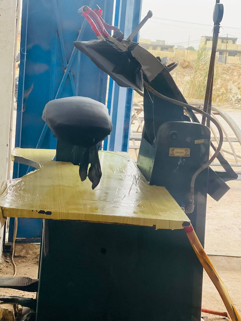 للبيع
250الف
***********
