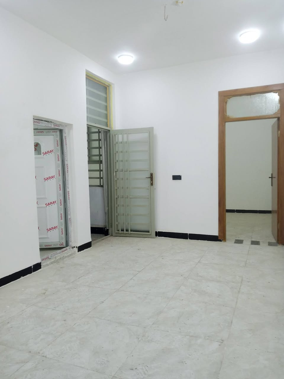 بيت للبيع 100متر بسعر 35وبي مجال العنوان النجف للستفسار ***********
