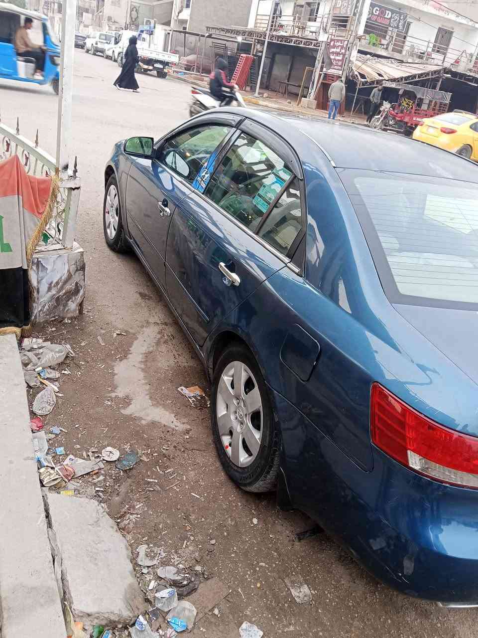 السلام عليكم شباب سيارة سوناتا للبيع موديل 2006 مصبوغة حزام محرك وكير خير من الله تخم تاير السياره جاهزه السعر 77وبيهه مجال للاستفسار الاتصال على الرقم ***********
