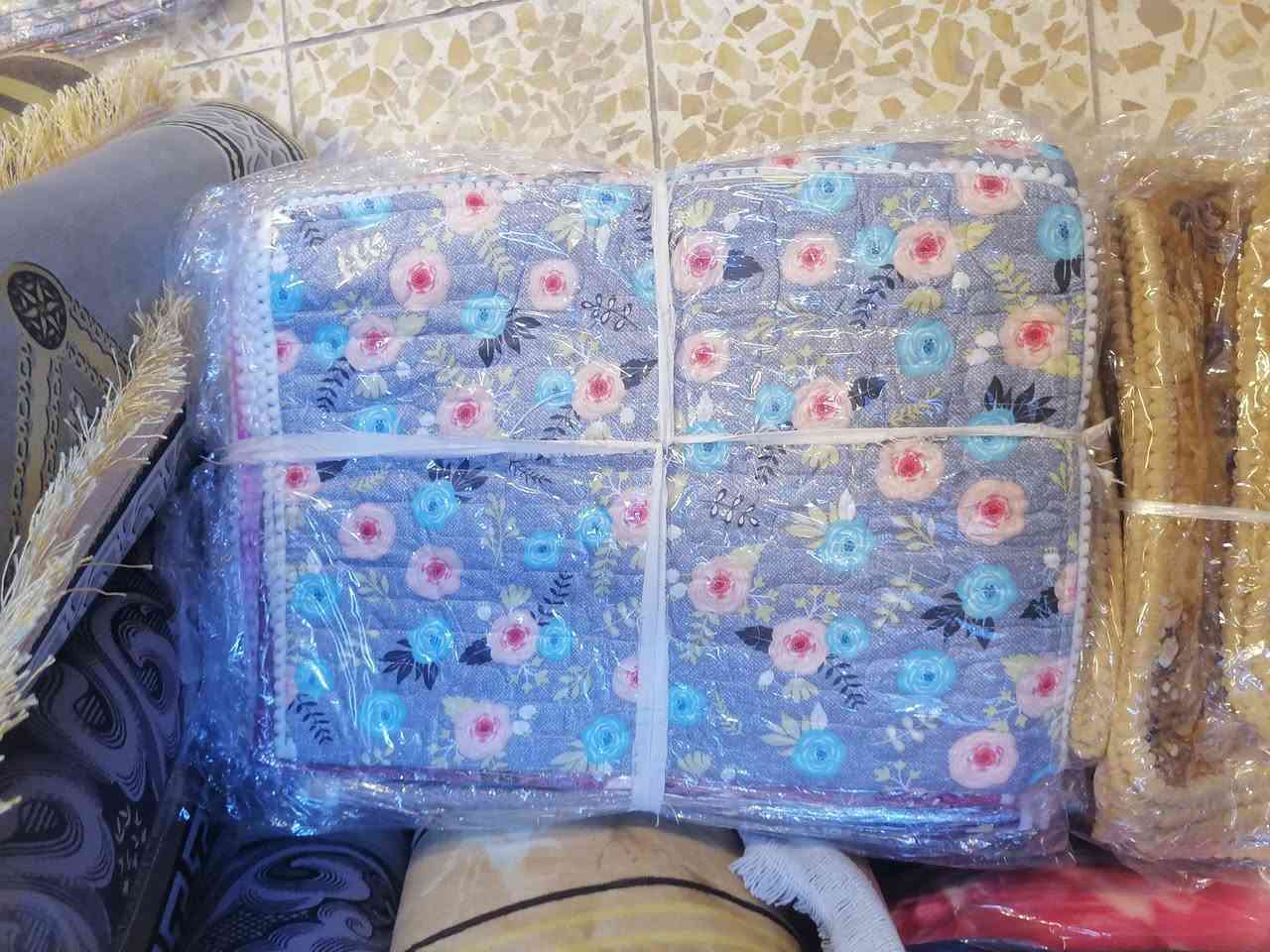 اللهم صلِّ على محمد وآل محمد الطيبين الطاهرين 
عروض على وجه المخده 
المقدف 
الحبل العماني 
القطني 
الصيفي 
بدل ال4000الزوج 
صار يمي جوه الجمله الزوج بس ب2500
بلاش عمي بلاش 
الكميه خير من الله


**إذا كنت صاحب هذا الإعلان وتريد حذفه لأي سبب، رجاءا أرسل رسالة إلى الدعم الفني**