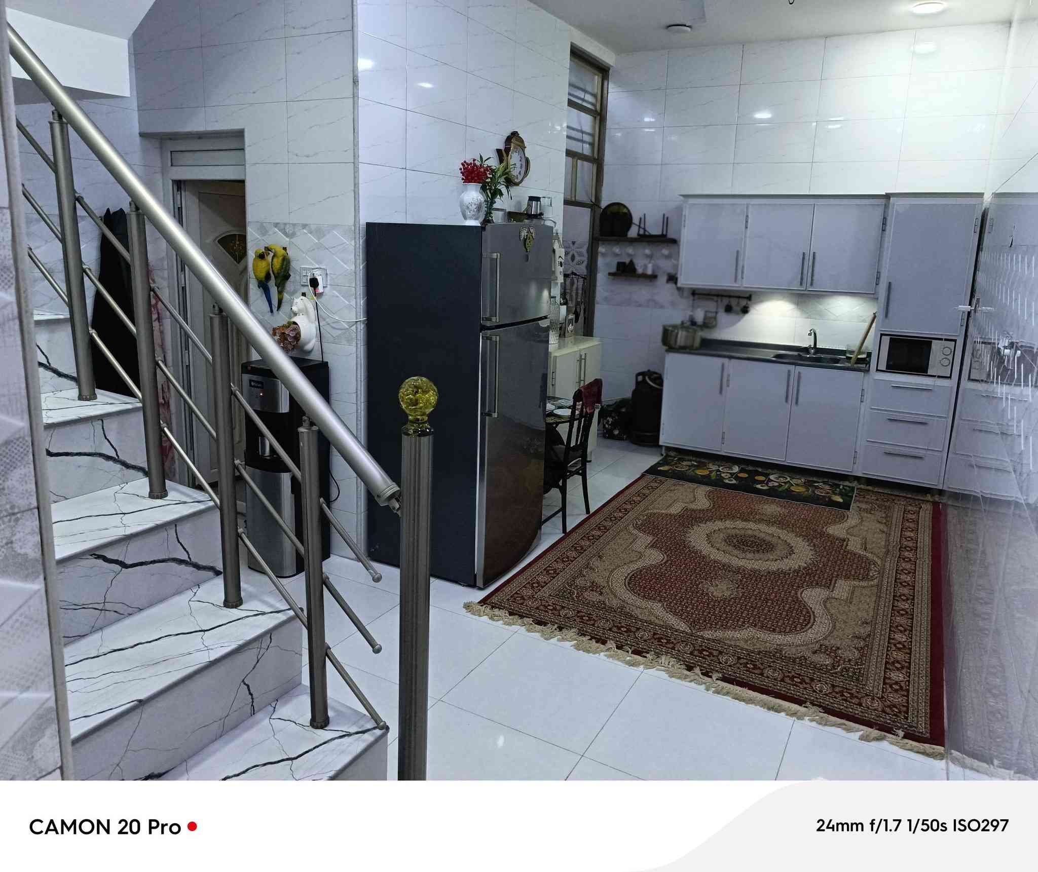 سلام عليكم  بيت للبيع 50متر الواجه ٥ والنزال ١٠ طابقين ونص يحتوي على ٣غرف نوم وصاله حمام تواليت فوك وحمام تواليت جوه قريب علشارع المحيط بلقرب من سيطرة باب الحوائج اوسيطرالحمل بكاع حجي عزيزالباير استفسار *********** غيرمتواجد علفيس بي واتساب
