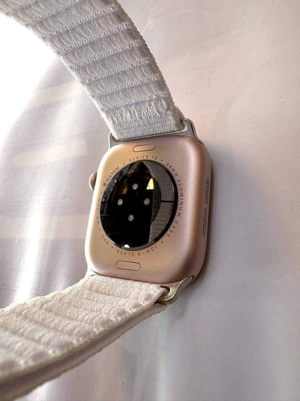 Apple watch 10 46 Rose Gold
ساعة ابل الجيل العاشر لون الروز الذهبي المميز 
الحجم 46
ضمان ماستر شرق اوسط
الساعة نظافة 100% وبطارية 98%
العنوان زيونة 
***********
