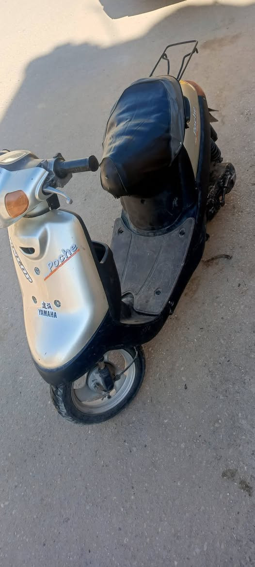 دراجه بطه لبيع سعر350 وبيه مجال مكان سيف سعد الرساله ارقم ***********
