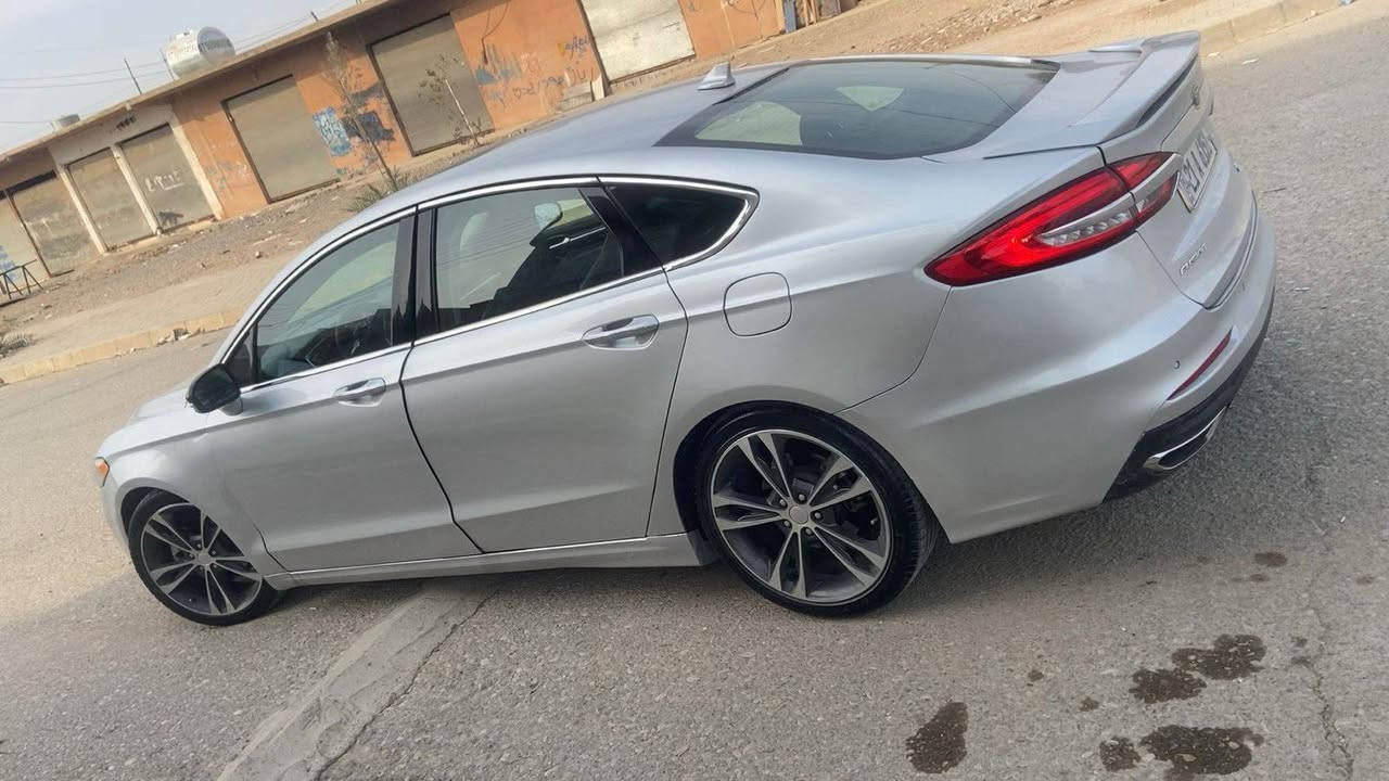 Ford fusion 
ناو: فۆرد فیوژن 
مۆدیل: ٢٠١٩
ماوەی رۆشتن : ٨٥ مایل
مواسەفات: تیتانیوم 
سەنەوی و ژینگەو رێگابانی تا ٢٠٢٩ تازەیە 
مەكینە ٢٠ تۆربۆ 
گێر و مەكینە بەشەرت
بەناو کردن بەشەرت 
یەك چاملغی داواوە سبوغە بێ ناو گرتن بێ ئێرباگ 
سعر : ١٤٠ 
ڕەقم سلێمانی 
*********** أربيل, العراق
