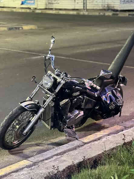 سلام عليكم 
شادو سلشر 400cc دراجة مكفولة ما مرقم منفيس موجود 
دراجة كلش مرتبة ونضيفه ميسان (العمارة) السعر المطلوب 18$بيها مجال قليل )(***********)
