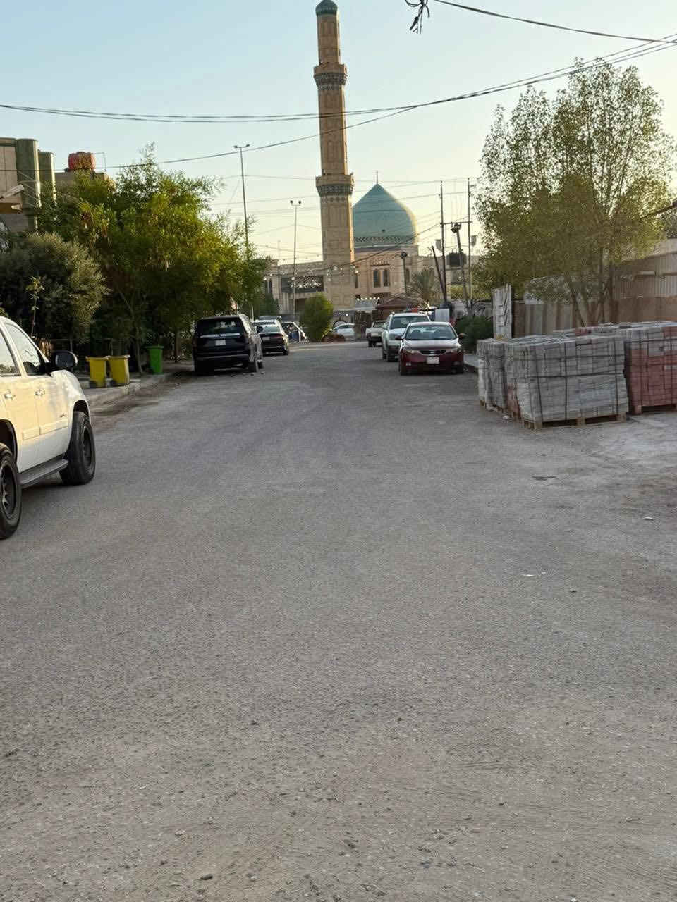 � فرصة ذهبية للبيع – عَرصة مميزة400متر
يباع نصفها او كلها 🔥
📍 حي الحسين – منطقة الشيوخ خلف مطعم العزائم تقع على ثلاث شوارع وساحه عرضيه
📌 ركن – موقع استراتيجي
📌 قريبة جدًا من شارع كربلاء
📌 منطقة هادئة وخدمات كاملة

✔️ مناسبة لبناء منزل راقي
✔️ واجهتين – موقع يفتح النفس
✔️ ملك صرف وأوراق سليمة 100%

💰 سعر مناسب وقابل للتفاوض 

للاستفسار يرجى التواصل على الخاص �
*********** واتس اب
***********
