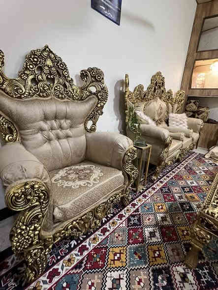 السلام عليكم
تخم ملكي مصري اصل
خشب تزكام خشب جاوي ثقيل
تخم نظافتة 100بل100
5قطع مع كوشات
مع طبلات نفس شكل
تخم حلو وسهل الغسل بي زناجيل ينفتح وينشد السعر 600 بي مجال كلش قليل العنوان خمس ميل سوق حطين
وتوجد خدمة توصيل
بي واتساب ***********
بس تصال ***********
