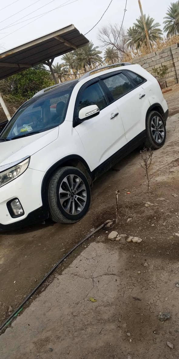 سورنتو خليجي فول للبيع موديل 2014 مكينة 6 سلندر  سعر 195 وبيهة مجال مكاني التاجي ***********
