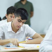 أكاديمية و معهد المتميزين توفر دورات مراجعة لطلبة الصف الثالث المتوسط ...