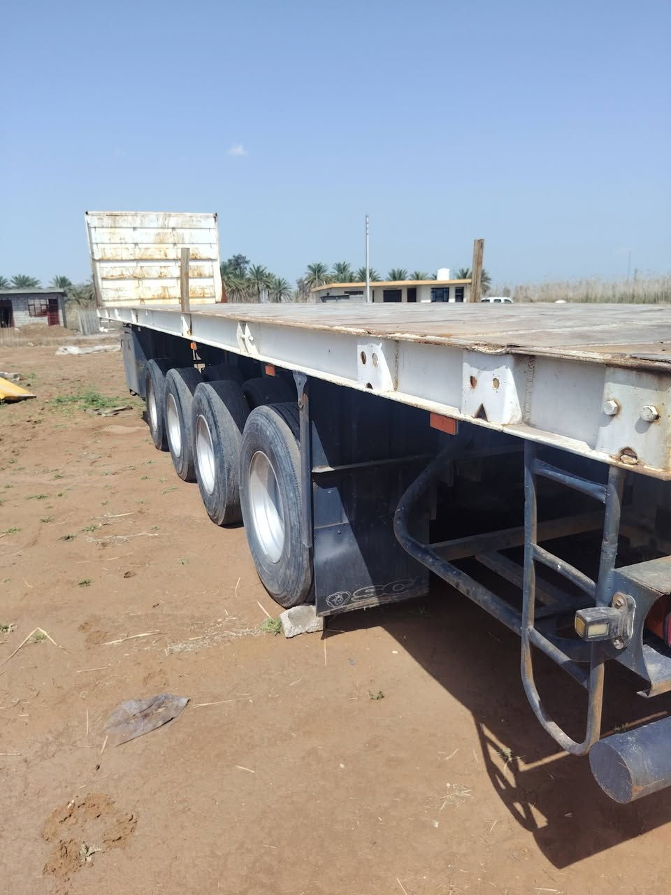 البيع عربانه حداديه طول12ونص تخم تاير ثلاجه مطبخ ***********
