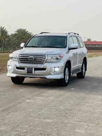 لاندكروز • ٢٠١٣ • ٨ سلندر