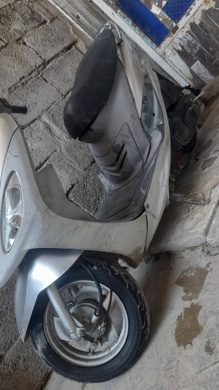 دراجه ماكس منغولي للبيع مكفوله الدراجه اخت الجديده ابلاديه تجي وتشوف السعر ٥٥٠ اوبيها مجال بصيط المكان بغداد بل الامين الثانيه الرقم *********** خابر اوتدلل
