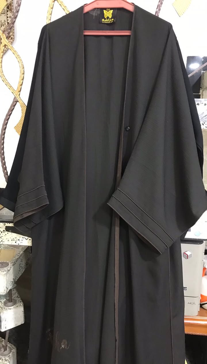 فراشه ماركه اخذتها ٦٠ مرتين ملبوسه لون جوزي  راقيه الصوره متبين اريدها ٣٠ تواصل علخاص


**إذا كنت صاحب هذا الإعلان وتريد حذفه لأي سبب، رجاءا أرسل رسالة إلى الدعم الفني**