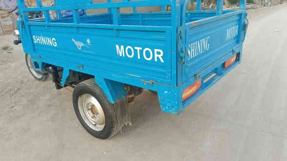 السلام عليكم ستوته للبيع موديل 23 اوراق اصولي مقفوله شاص مقفول كهربائيات شغاله سعر 1800 وبيها مجال الشراي يتصل وبخير ويتدلل مكلف بالنشر***********
