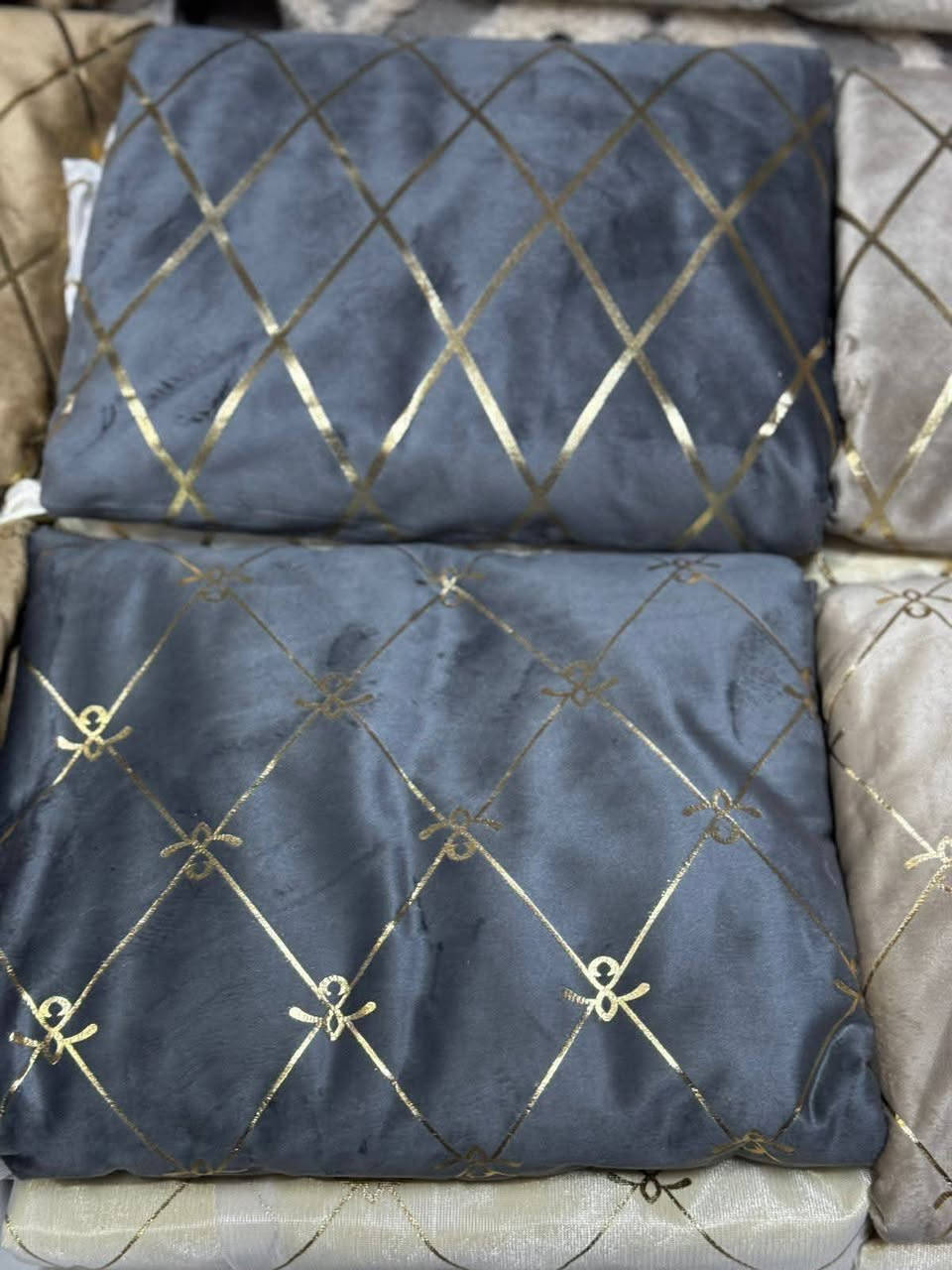 برده مي الذهب السعر 23 الف
العنوان سوق القيارة فرع المنزليه من جهة سكة القطار محل تحطيم الاسعار يوجد خدمة توصيل لجميع المحافظات العراق 🇮🇶
للحجز مراسلة الصفحه 🌷


**إذا كنت صاحب هذا الإعلان وتريد حذفه لأي سبب، رجاءا أرسل رسالة إلى الدعم الفني**