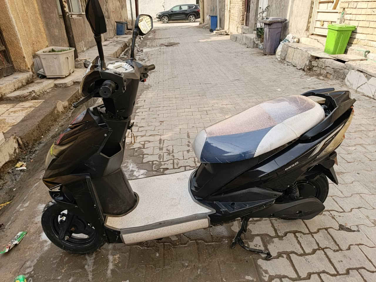 سلام عليكم دراجه شحن للبيع السعر 250وبيه مجال مكاني بغداد مدينه الصدر دراجه كامله (رقمي بس واتساب ***********
