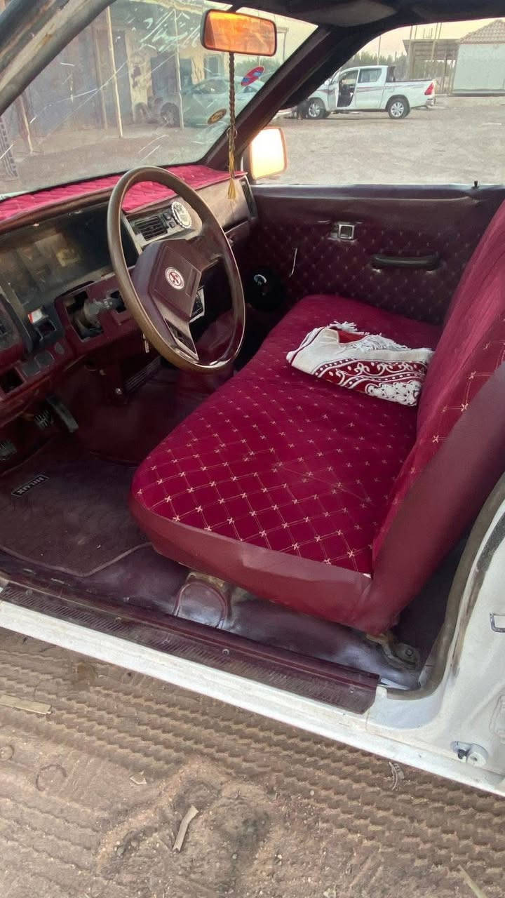 نيسان 1989 معمرة جديدة رقمها بصرة  محرك البلاد 2400 كابريته
سعرها 43 ورقة 

 عنوانها البصرة الزبير 

***********
