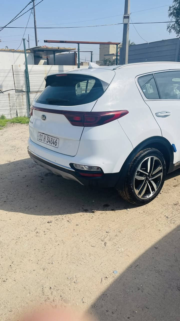 كيا سبورتج. موديل. ٢٠٢١كفاله عامه بدون زلغ. ماشيه ٧٦ الف كيلو. رقم بغداد. بسمي  تحويل ثاني يوم. السعر ٢٠١٢بيه مجال حك جيه رقم تلفون 
***********.
