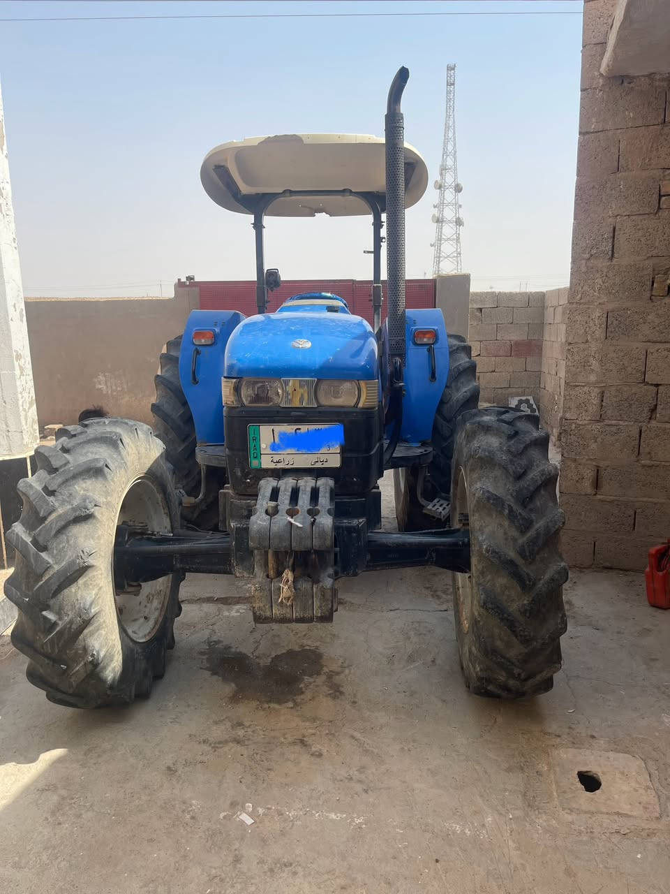 نيهولند حجم ٨٠ مديل ١٢ الرقم ديالى مكينه نضيفه وخير من الله مكاني ميسان السعر خاص ***********
