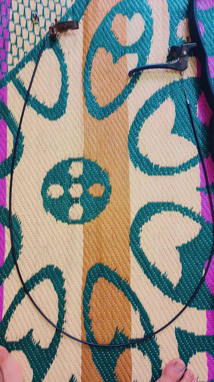 سلام عليكم غراض باسكل بناتي البيع
1-دسك او جوب او تاير ويل 11الف 
2بريك بعدة جديد هوة اليدة ماتة 4الف 
3_الجوب 3الف جديد مختم  
العنوان بغداد حينصر الفلكة الشراي خاص فيس متواجد


**إذا كنت صاحب هذا الإعلان وتريد حذفه لأي سبب، رجاءا أرسل رسالة إلى الدعم الفني**