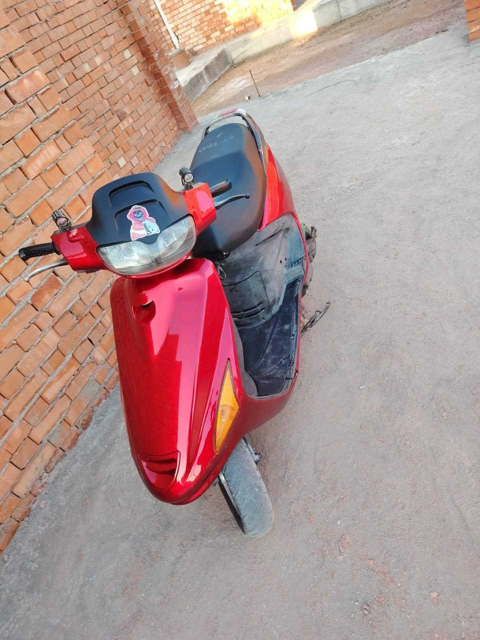 السلام عليكم فراشه هسه من طالعه من الحاويه جديده برغمه مفتوح بيها ***********
