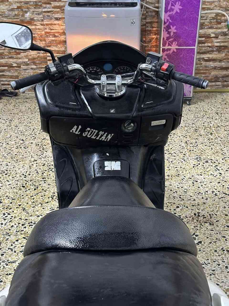 سلام عليكم ورحمةحبايب فورزه 08 دراجه خير من لله بس يرادلها ترتيبات خفايف   منفيسها موجود كبل ترقم سعرها 750 رقمً***********
