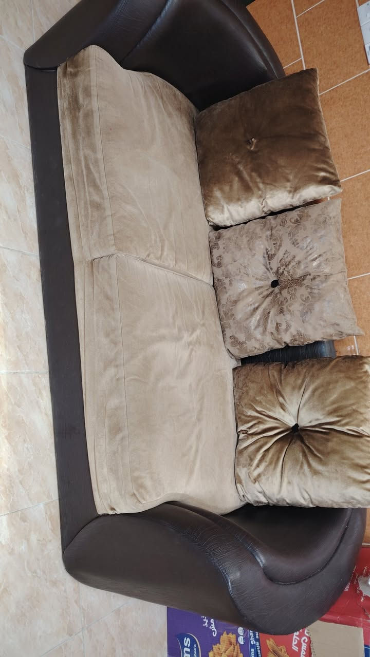 تخم البيع 5 نفرات نضيف مابيه اي كسر سعر 75 الف عنوان بكرجو تازة


**إذا كنت صاحب هذا الإعلان وتريد حذفه لأي سبب، رجاءا أرسل رسالة إلى الدعم الفني**