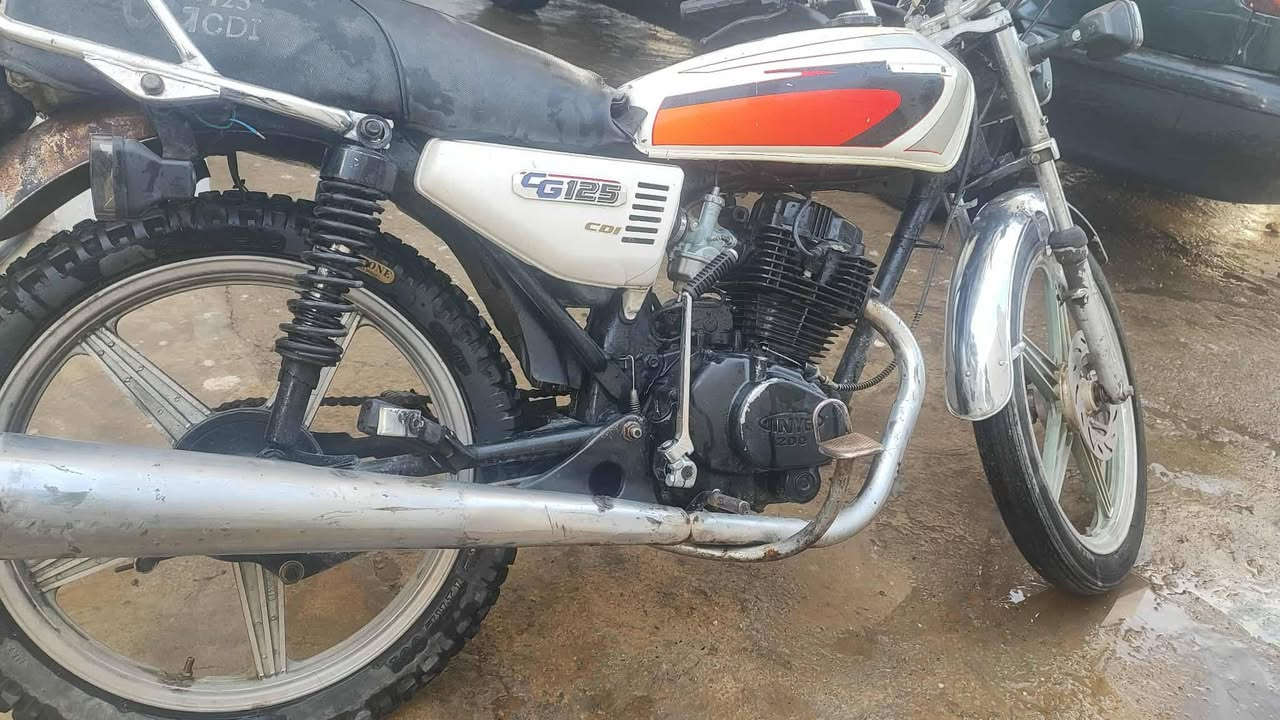 دراجه للبيع او امراوس حسب القناعه
الموطور جاهز اي نقص مابيه 
السعر 300اوبيها مجال 

الاتصال بالرقم او مراسلت الصفحه 👈***********

المكان كركوك الفيلق
