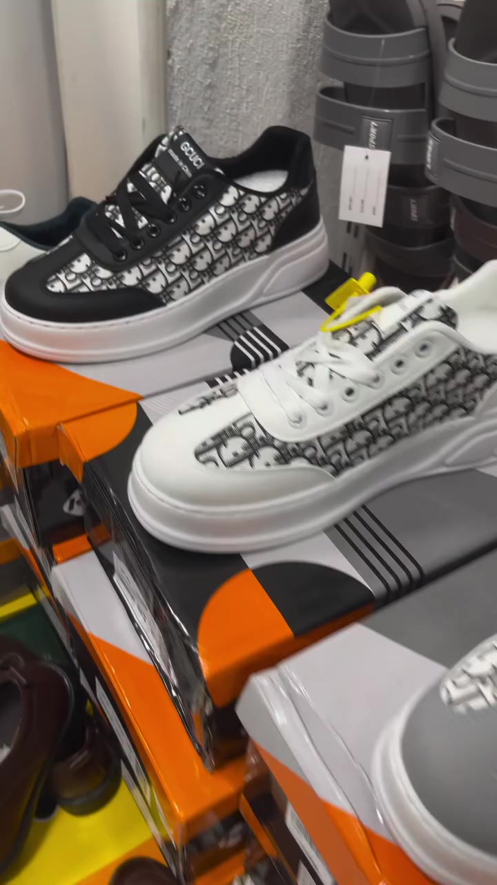 أجمل موديل حذاء رجالي🤩🤩
السعر : 13,000 🔥🔥🤯
#تفليششششششششششششش 
#ماكو_ارخص_من_اسعارنا 

✨ مول دراهم المسيب ✨ 📍 بابل – المسيب – شارع الكراج العام – قرب مطعم حبش 🕗  دوامنا يومياً من 8 صباحاً – 9 مساءً 🚚 توصيل داخل المسيب وكافة محافظات العراق 📞 للحجز والاستفسار: *********** 📲 تواصلو معنا على فيسبوك – انستكرام – تيك توك_واتساب
