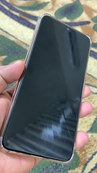 فيفو واي 17 • ٢٥٦ • ٨ رام