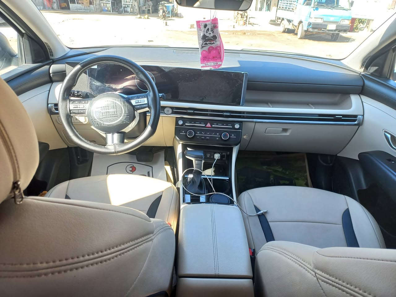 للبيع او مراوس توسان2025 رقم بغداد بسمي تحويل مباشر السيارة كفالة عامة تو كلر ماشية 36
بصمة ابواب وتشغيل وترحيب وتشغيل عن بعد🙏
تبريد بلكشنات وجنطة كهرباء وتبريد قطعتين شاشة متصلة مخارج شحن ايضا وهواي مواصفات بيها بعد /للستفسار*********** / مكاني واسط الصويرة السعر 228  ❤️
