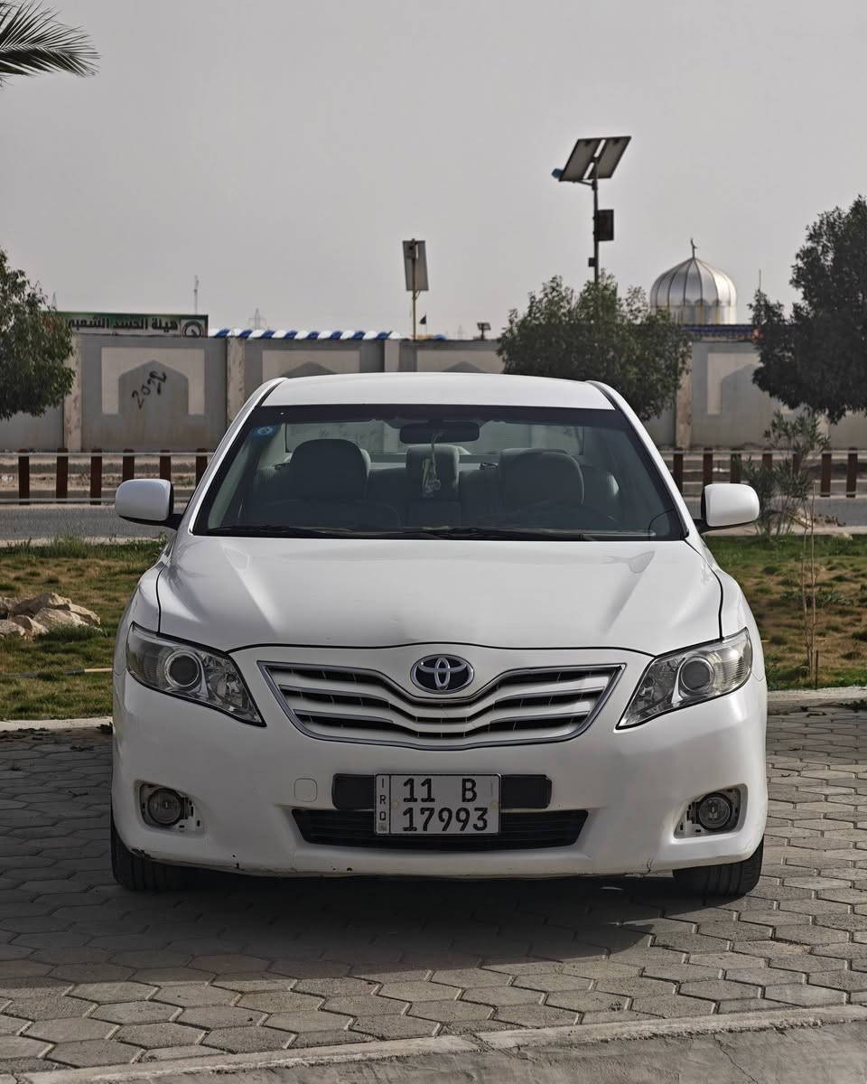 سلام عليكم
كامري 2011 خليجي 
صبغ قطعه 1 فقط فقط 
سيارة مكفولة من الضربة 
تراي زيرو جاهز للاخير 
مكينة وكير مكفولات 
حدادية جاهزة 100% 
رقم بغداد دولي هزة جديدة 
داخل بيجي تبريد قطعتين 

السعر 118 وبيها مجال بسيط 
مكاني نجف ***********
