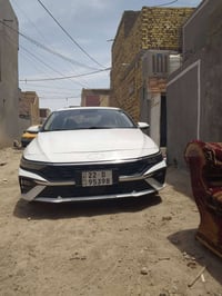 النتره 2024 ماشيه112722 السياره بيه ضربه بالباب السياره1500 دبل نوزل و...
