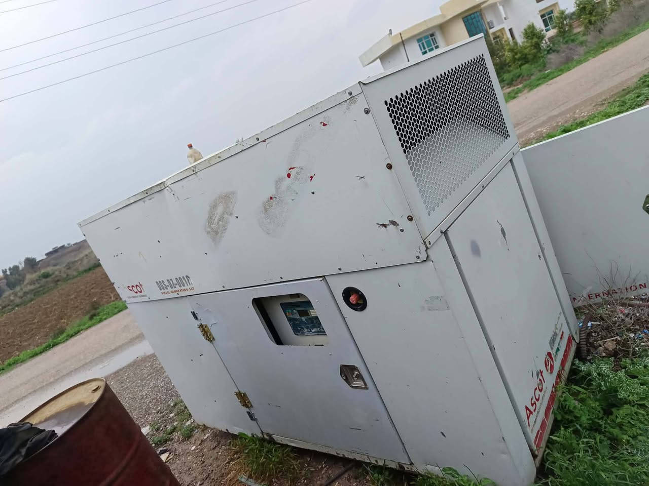 السلام عليكم
للبيع
دويس        ASCOT 
كاتم تشغيل اوتو
ينطي 100 امبير  
محرك 3 بستم شرط لا تبخير لا تنقيص 
بعده جديد


**إذا كنت صاحب هذا الإعلان وتريد حذفه لأي سبب، رجاءا أرسل رسالة إلى الدعم الفني**