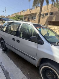 دوج موديل 2000 للبيع السيارة محدثة كير ومكينة 2007 3800 رقم بغداد بأسم...