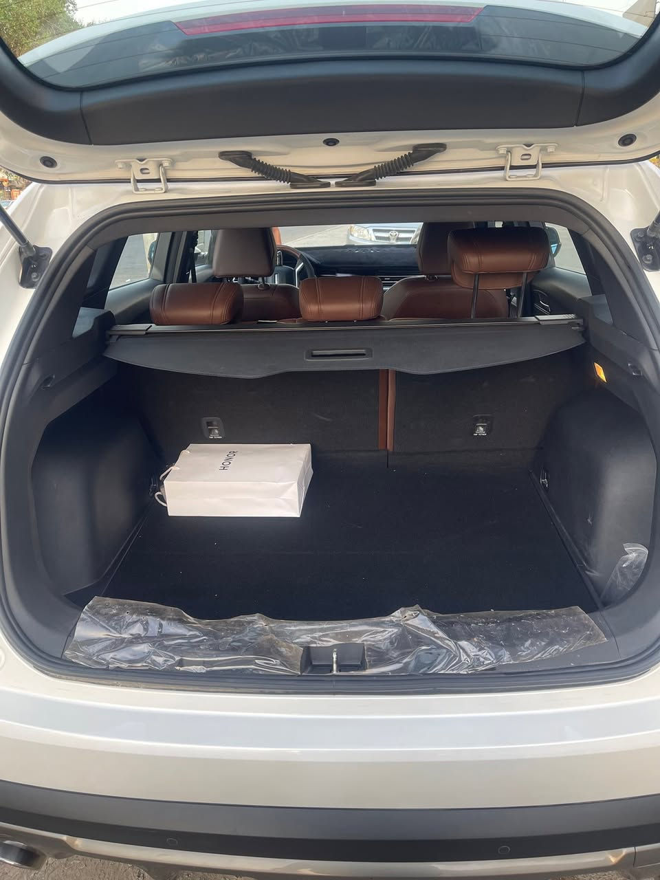 سلام عليكم للبيع HAVAL H6 2020
السيار رقم بغداد شرط التحويل مكانهة بغداد

ماشية 125كم

السيارة بيهاقطعتين صبغ بدون دواخل

طخم تاير جديد

حجم المحرك 2000 تيربوالمرغوب

كير السيارة DCT دبل كلج 7 سرعات

موصفاتها فول 1/1

تحديد مسار

3انضمة قيادة

مثبت سرعة 

رادارات بكل مكان

داخل صاج

تبريد قطعتين

شاشة دجيتل

انارات محيطة مخفية داخلي

اوتو هولد

اشارات ترحيبية ب علامة هاڤال

مساحات خلفية

كامرات امامي خلفي 360 د

كشنات جلد+تحكمات الكشن كهربائي

والمقاعد الأماميةمزودة ب هيتر

تحكمات ستيرن

الستيرن هيتر

مرايات طوي تحكم ب بصمة

اشاير بل مري

هاند بريك بصمة

اوتو بارك توقف الركن الذاتي

بك لايت ليد

حساسات اطارات مانع انزلاق

شاشة كبيرة+شاشة اعطال

رادار جانبي+رادار امامي

مراقبة النقط العمياء

نضامABS /ESB

شفتات بل ستيرن(تنطيك طابع رياضي)

شحن لا سلكي

صندوق كهربائي

بيهادبل بصمةتشغيل(2)

مثبت سرعة

فتحة سقف

المكينة والقير بحالة ممتازة

السعر((120)) وبيها مجال حك جيتك و ماكو هاڤال

نضيف بهيج سعر

و بل عافية عل ياخذها

ارقام التصال

***********

موجود وتساب
