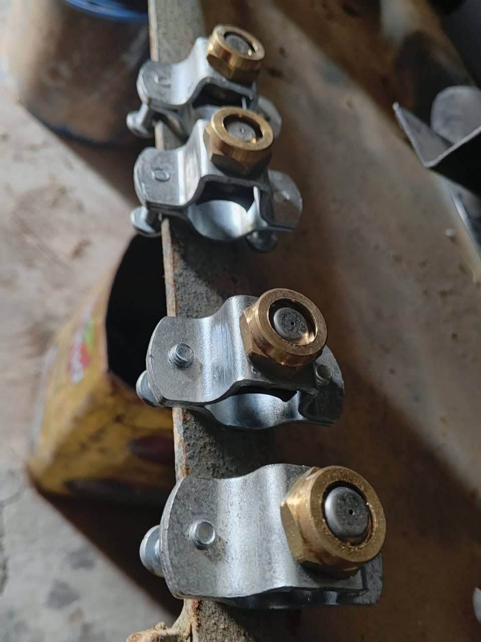 تم وصول كافه انواع الادوات الحتياطيه كير بوكس ناثره✓ مروحه✓نوزل ✓موطور مرشه ✓كارد✓وبحجام مختلفه✓تايرات فدان كبير صقير البلير درجه اولا العزيزيه معرض الشمري ***********)(***********
