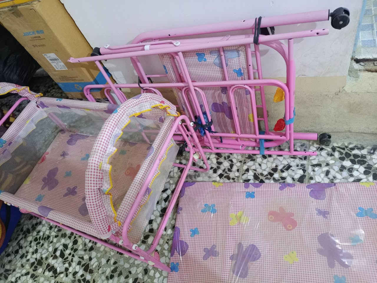 كاروك للبيع نضيف مامستعمل 75 وبي مجال


**إذا كنت صاحب هذا الإعلان وتريد حذفه لأي سبب، رجاءا أرسل رسالة إلى الدعم الفني**