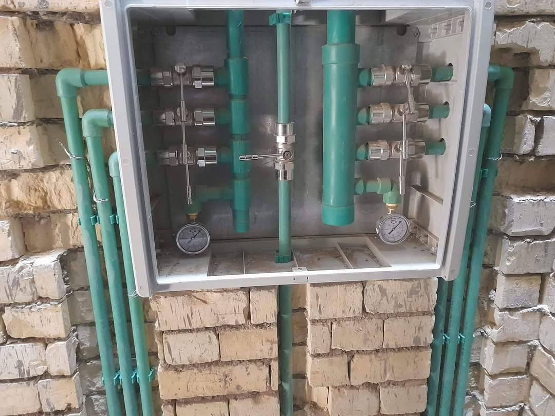 السلام عليكم اخوكم خلفة صحيات وتاسيسات عامة حفر ابيات وربط مجاري رئيسي تاسيس منازل نظام كلاسيك وحديث حسب الطلب العنوان بغداد رقمي ***********
