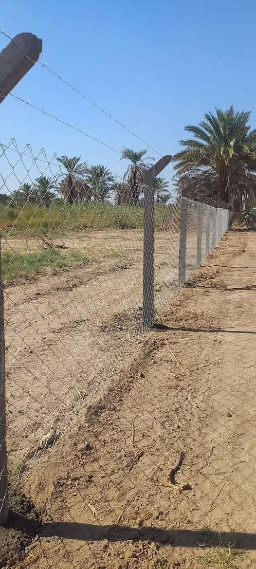 شركت الغدير  مستعدون العمل ونصب اسيجة.  بيارسي. وجادر كرستة  وعمل وحسب المواصفات المطلوبة  وبسعار مناسبة   عمل كافة المحافضات  الاستفسار.   *********** وتساب  ***********علي العقابي
