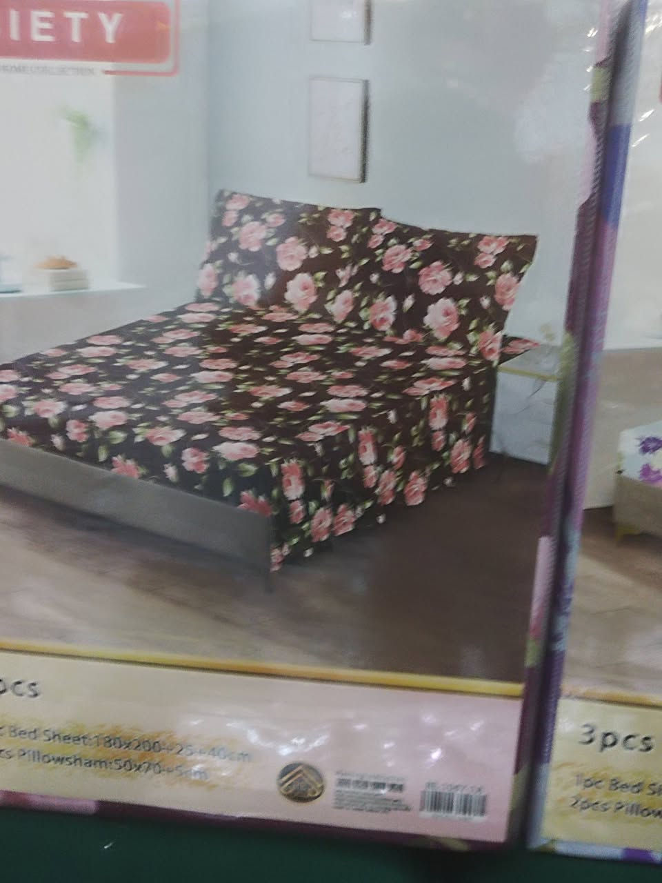 توجد ٤٩ كارتون تصفيه مخزن ***********علما ان الكارتون يحتوي ٢٤ قطعه
