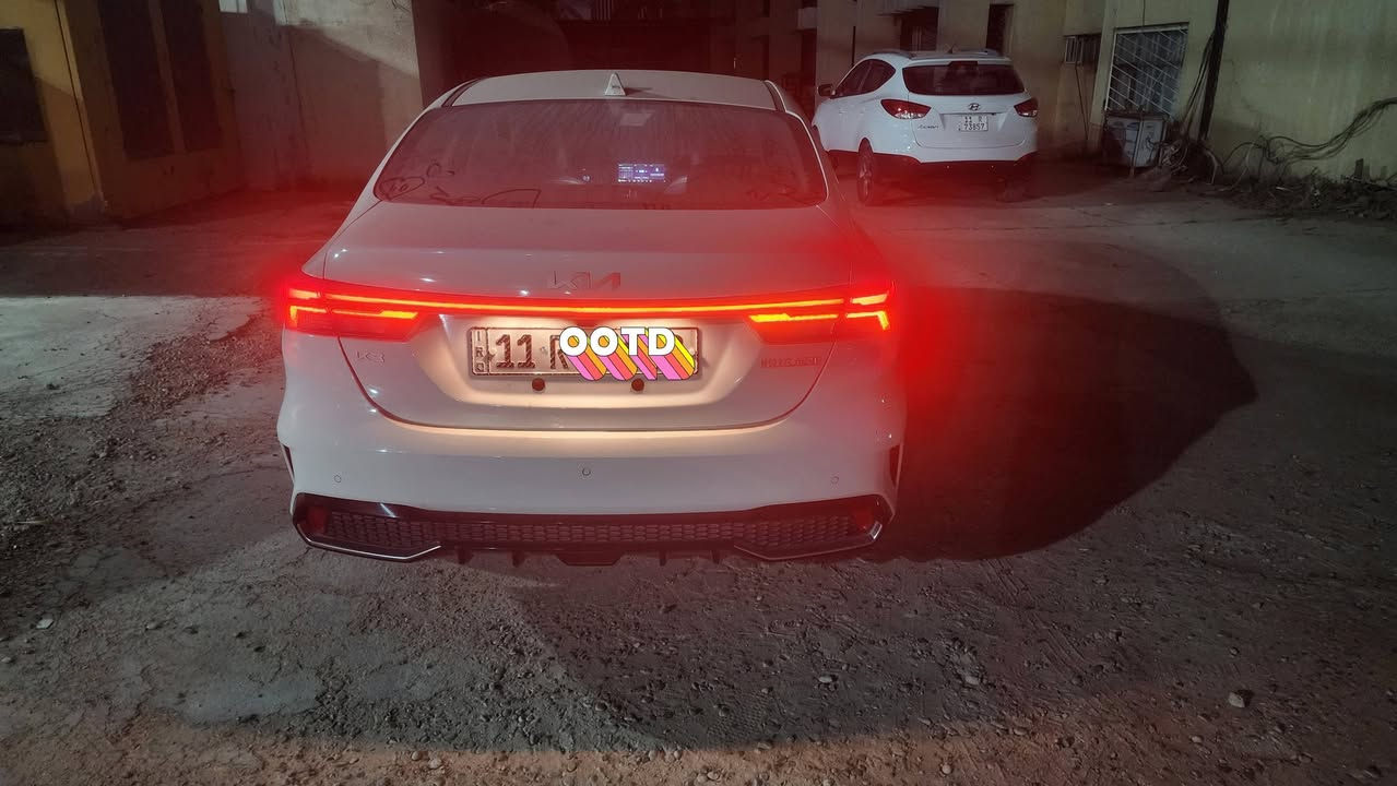 السلام عليكم رمضان كريم وكل عام وانتم بخير K3للبيع موديل 24ماشي 10الف ترقيم جديد بغداد رقم وسنويه بسمي مكان بغداد  سعر 147 سيارة مكفوله عام شراي يتصل على رقم ***********
